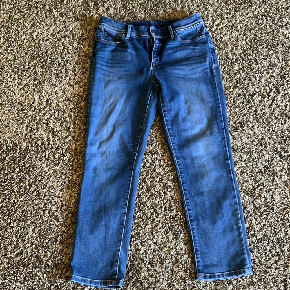 The soo slimming girlfriend crop jeans